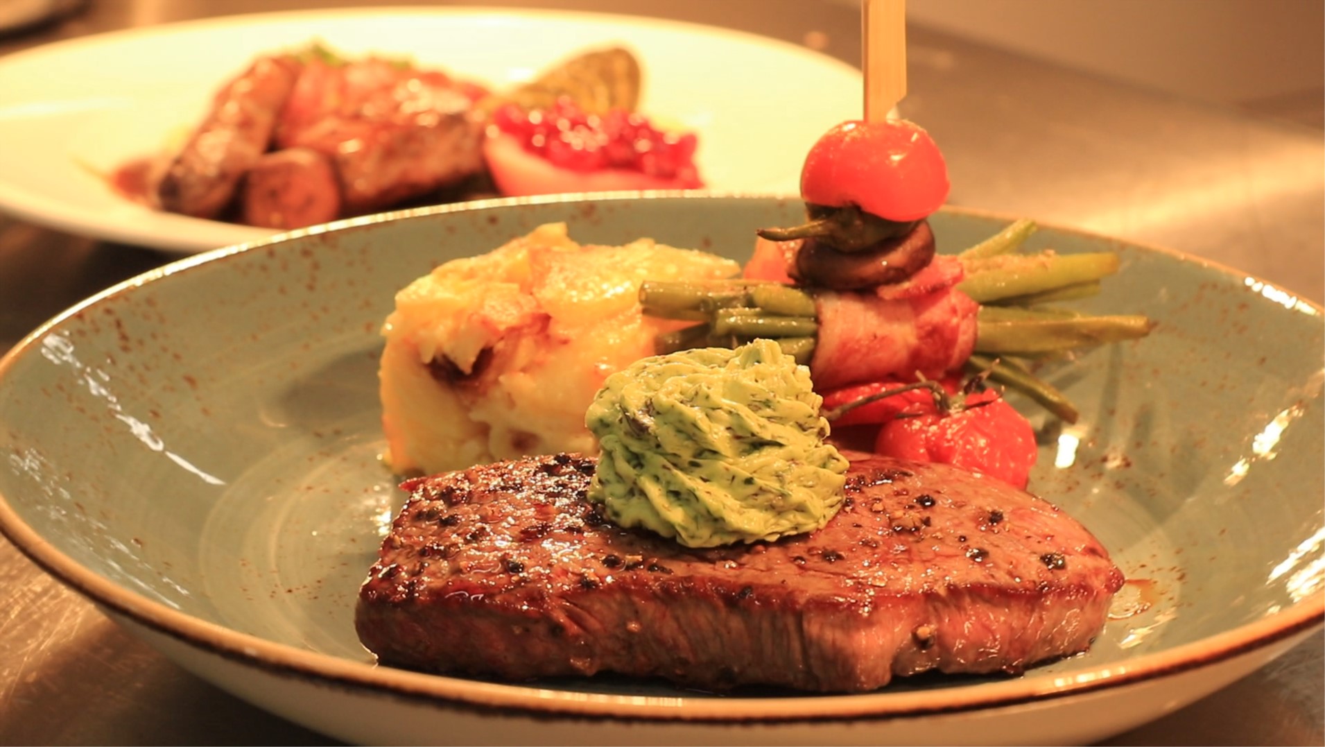 Steak mit Kräuterbutter